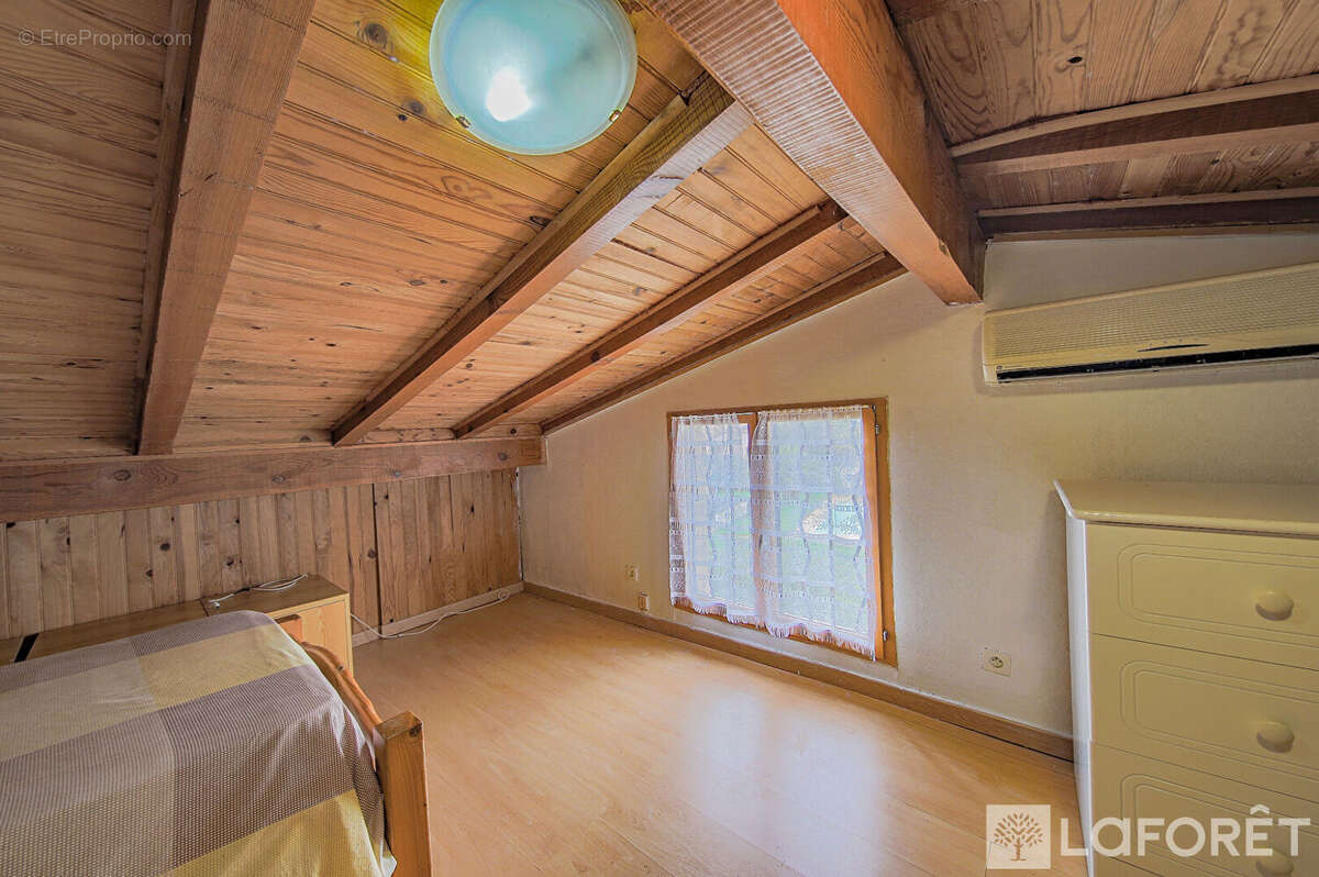 Maison Lucciana 12 pièce(s) 310 m2 avec combles aménageables - photo 9