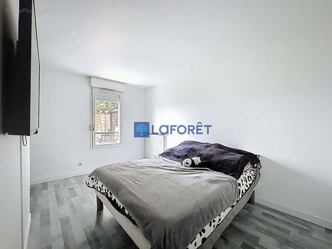 Appartement à CHILLY-MAZARIN