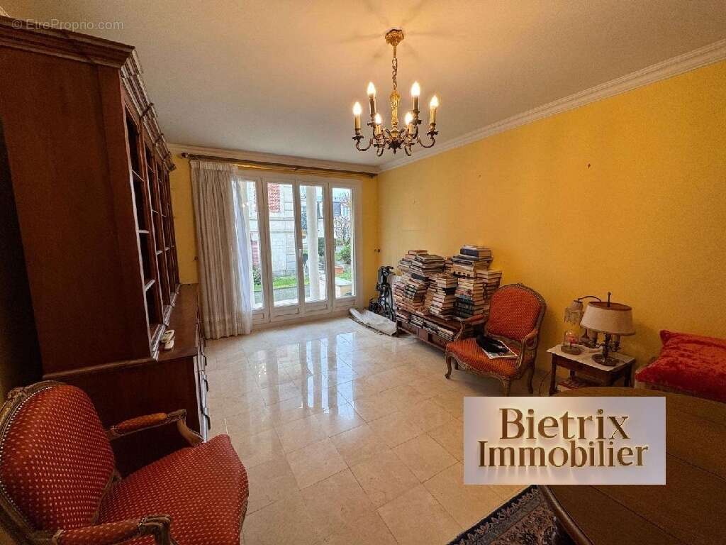 Appartement à L'ISLE-ADAM