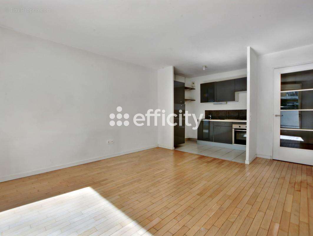 Appartement à SAINT-OUEN