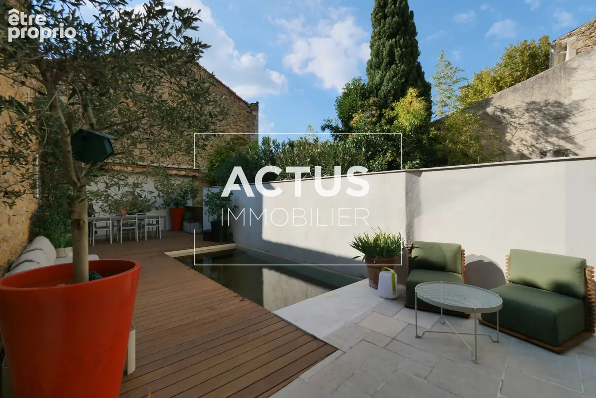 Maison 7 pièces 182 m² à vendre à Salon-De-Provence (13300) - photo 2