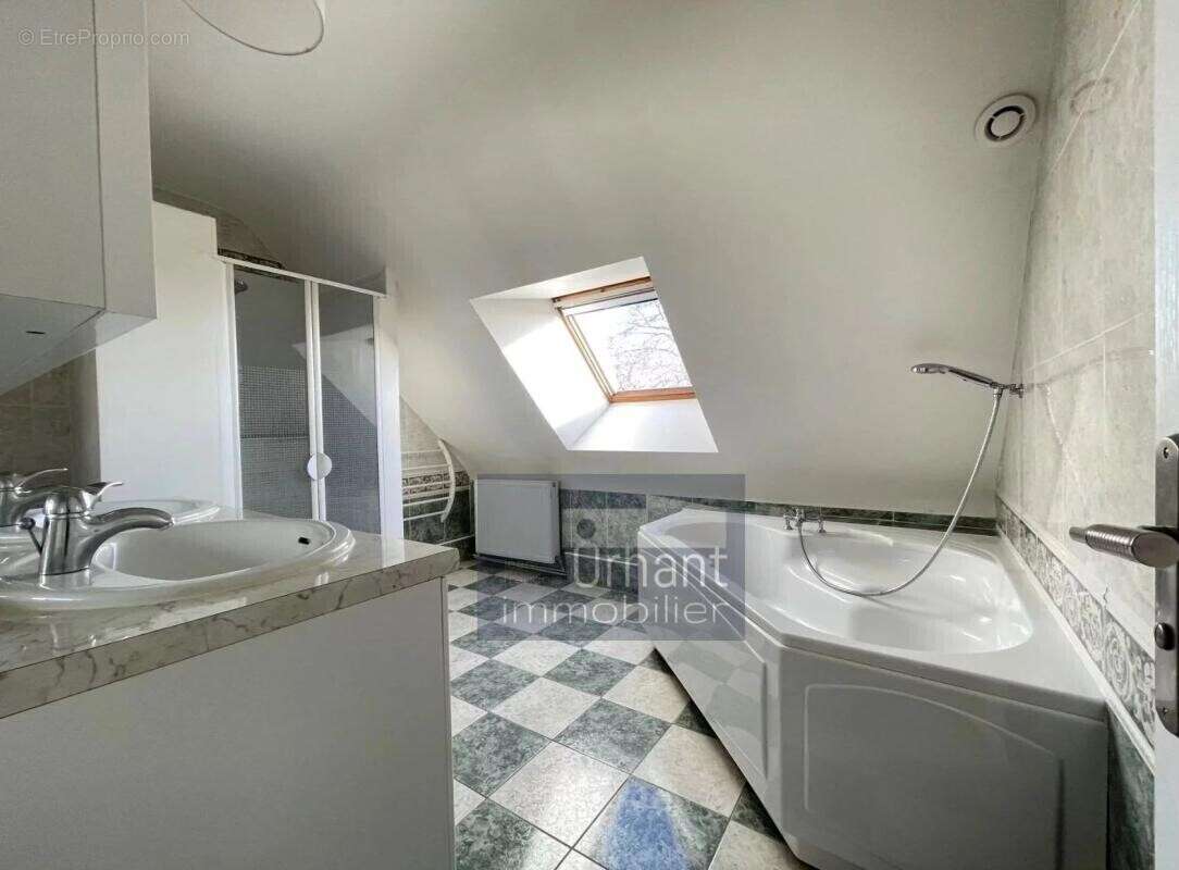 Maison à SAINT-NOLFF