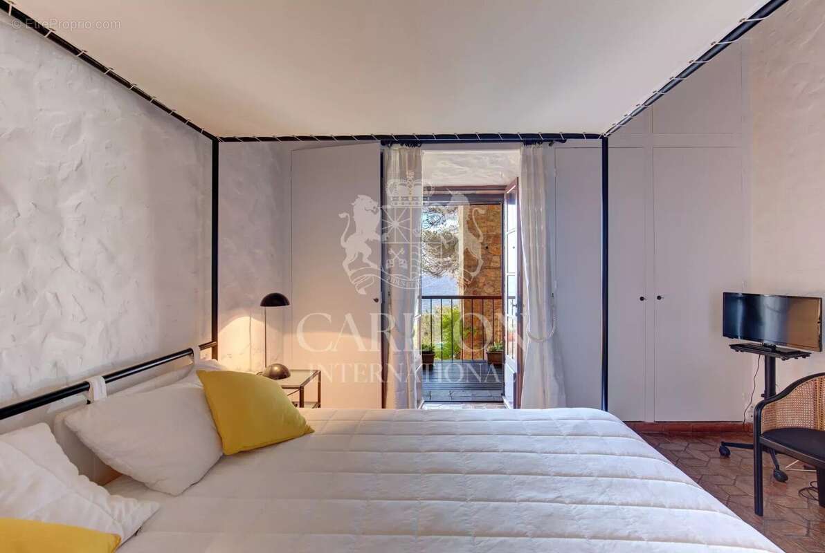 EXCLUSIVITÉ – Demeure Méditerranéenne avec accès privé à la mer - photo 15
