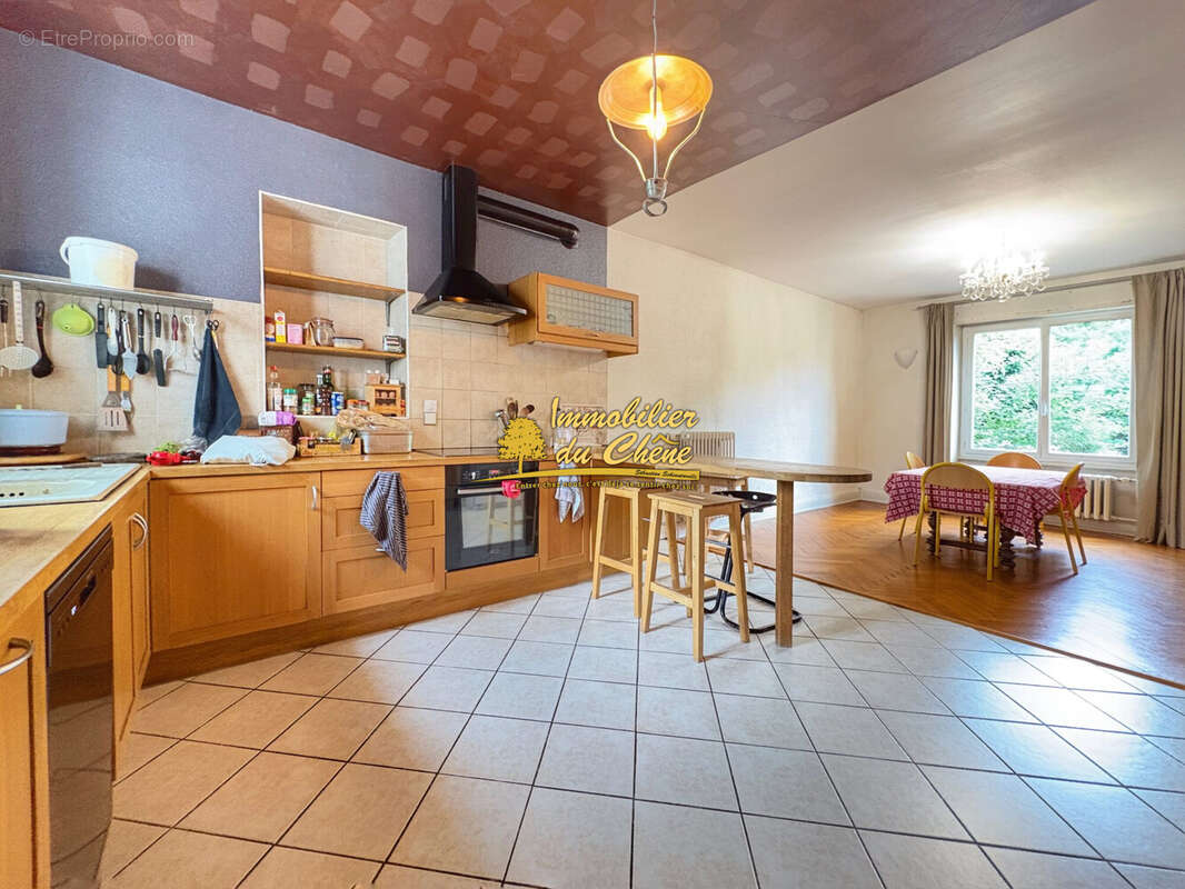 Maison à LUXEUIL-LES-BAINS