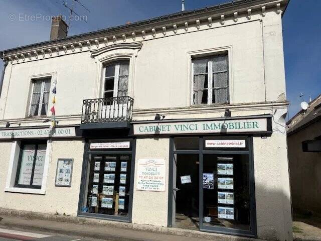 Appartement à SAVIGNE-SUR-LATHAN