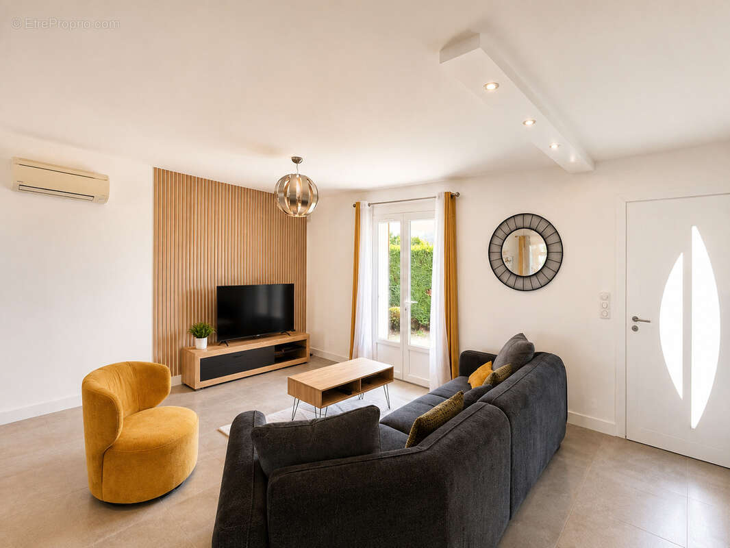 Maison Contemporaine  Plain-pied 93 m2   Véranda de 17 m2   Jardin - Garage   Pins-Justaret - photo 6