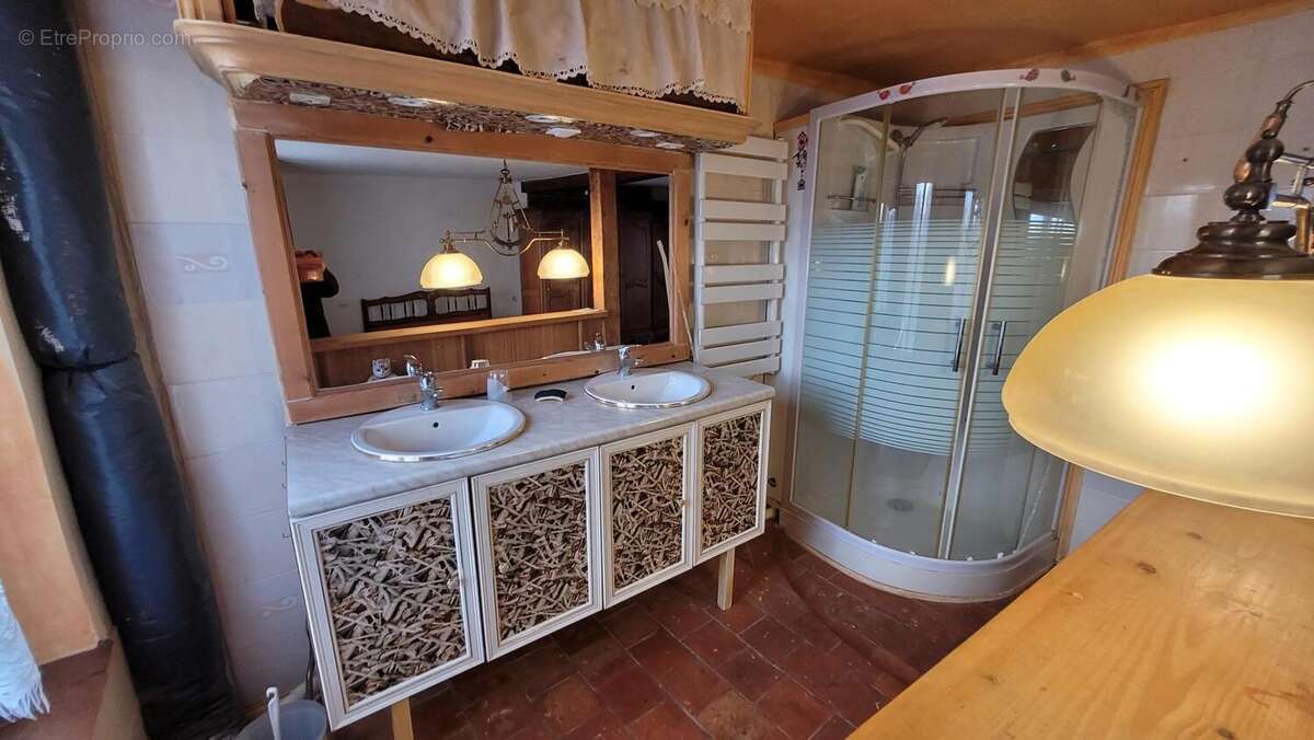Maison 69 m² à Glos-La-Ferriere  - photo 9