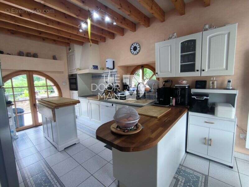 Maison à SAINT-CENERE