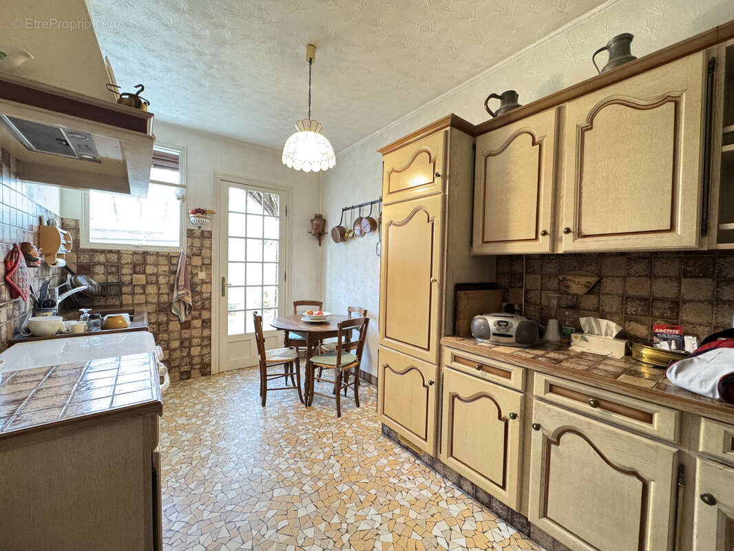St Maur la Varenne maison 5p 81m2 terrain 400m2 - photo 3