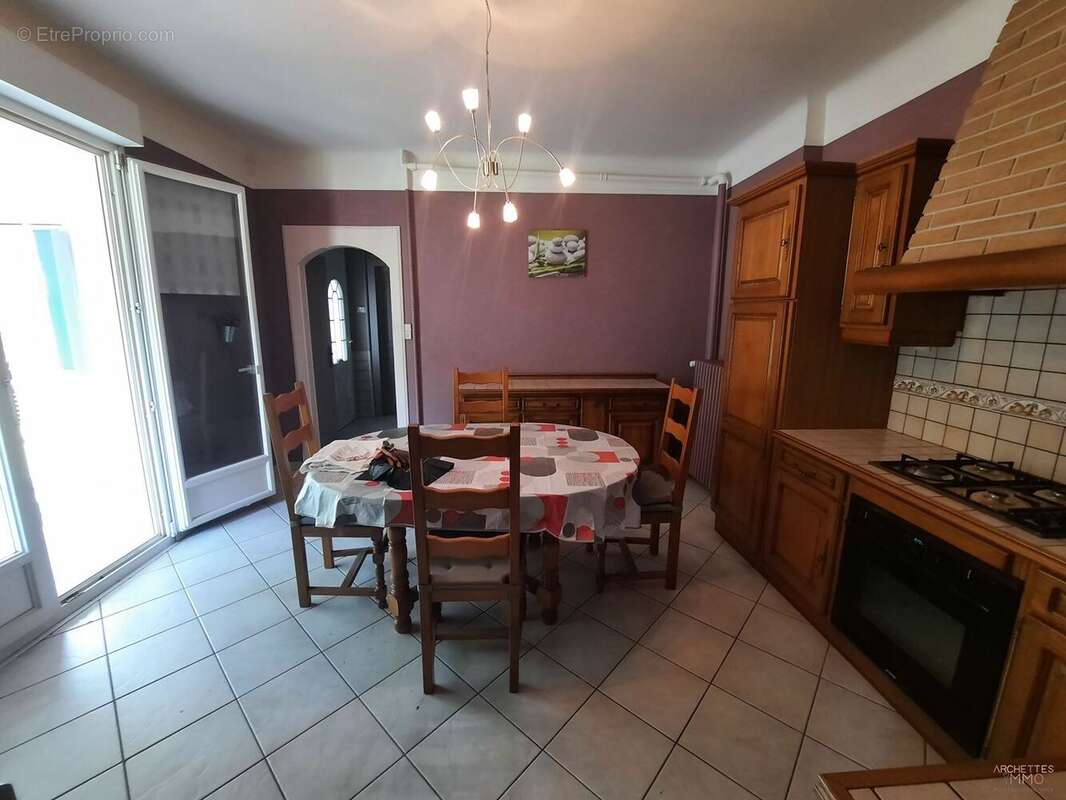Maison à NOMEXY