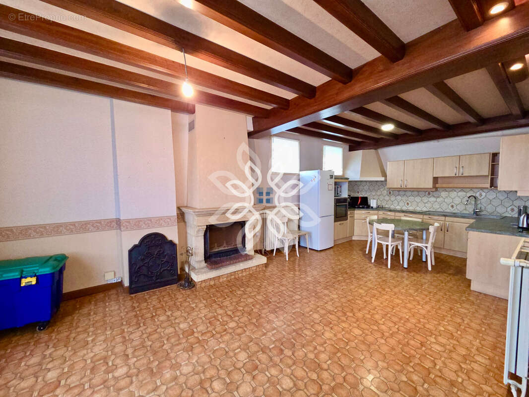 Maison à PAULHAGUET