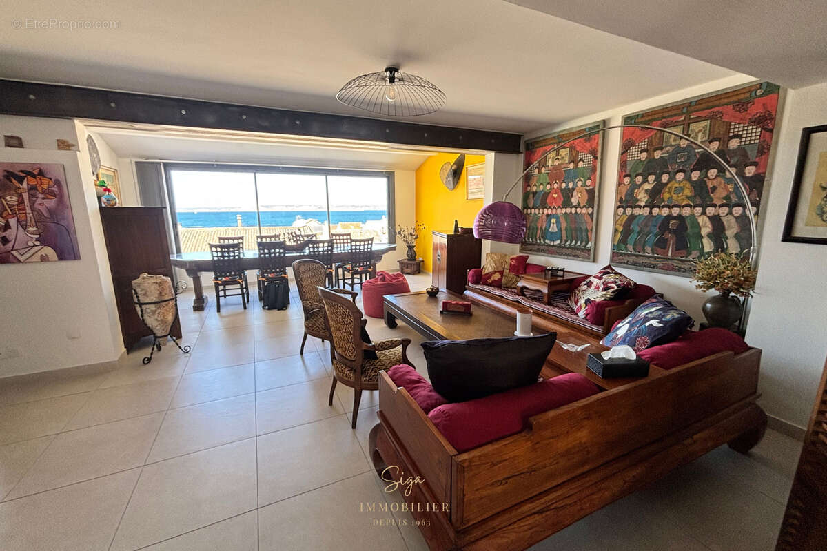 Appartement à MARSEILLE-8E