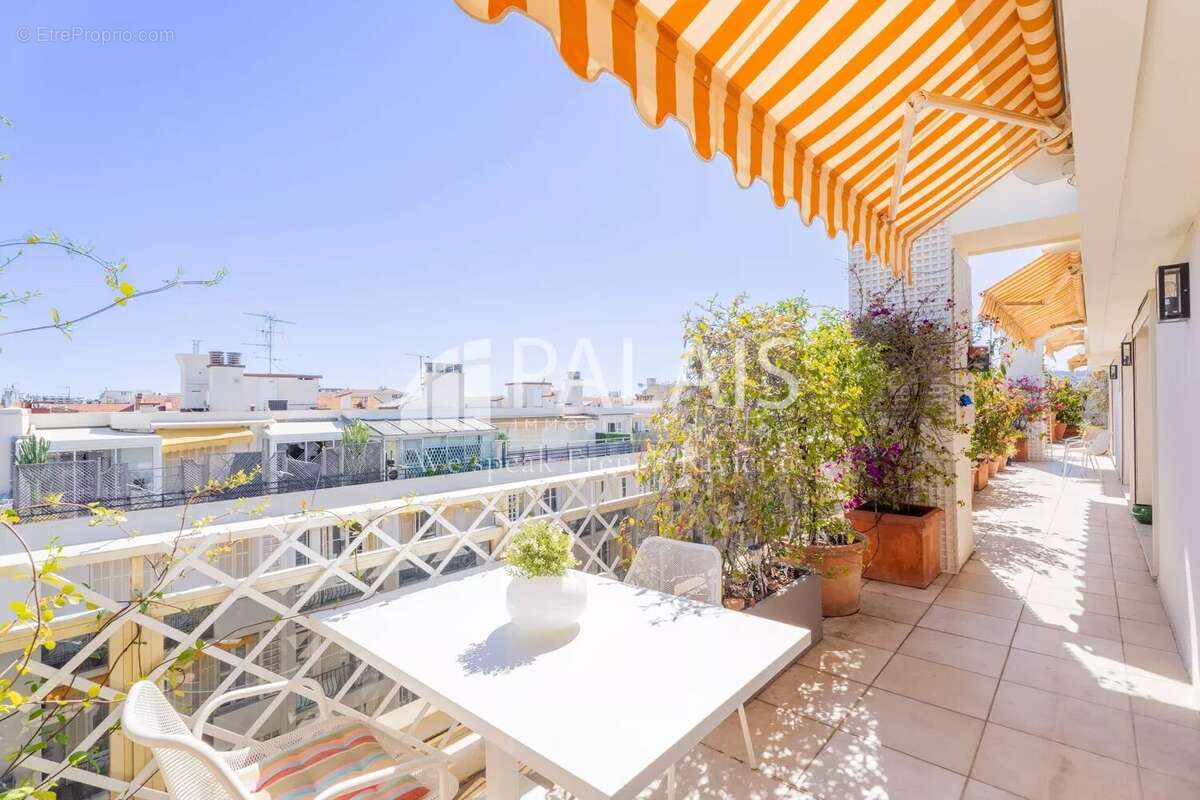Appartement à NICE