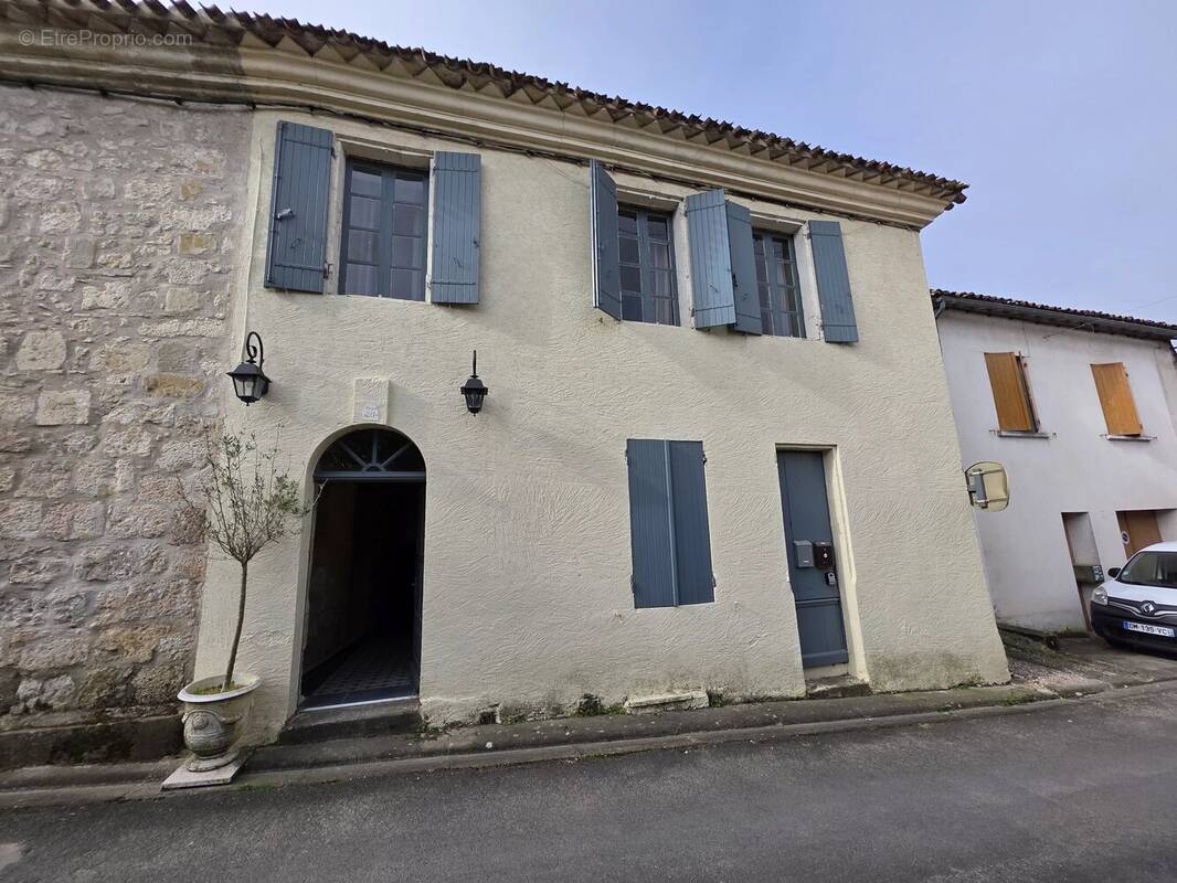 Belle maison de ville de 2 chambres - photo 1