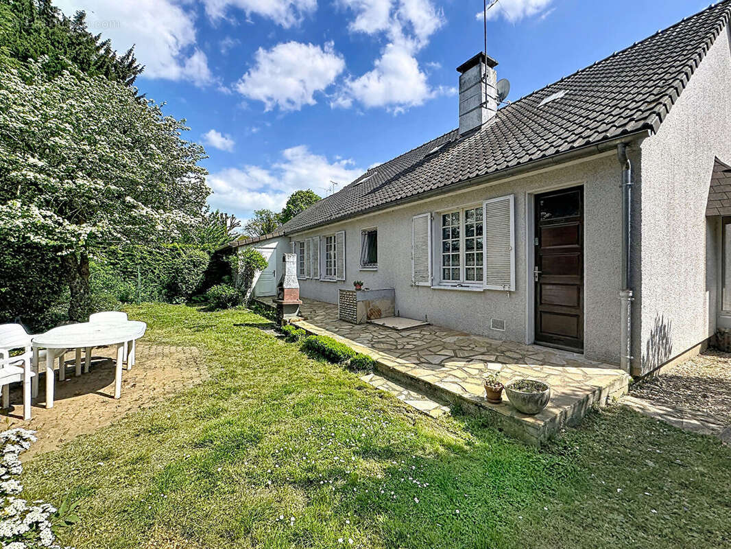 Maison à MONTGERON