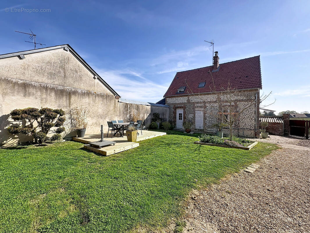 Maison à ETREPAGNY