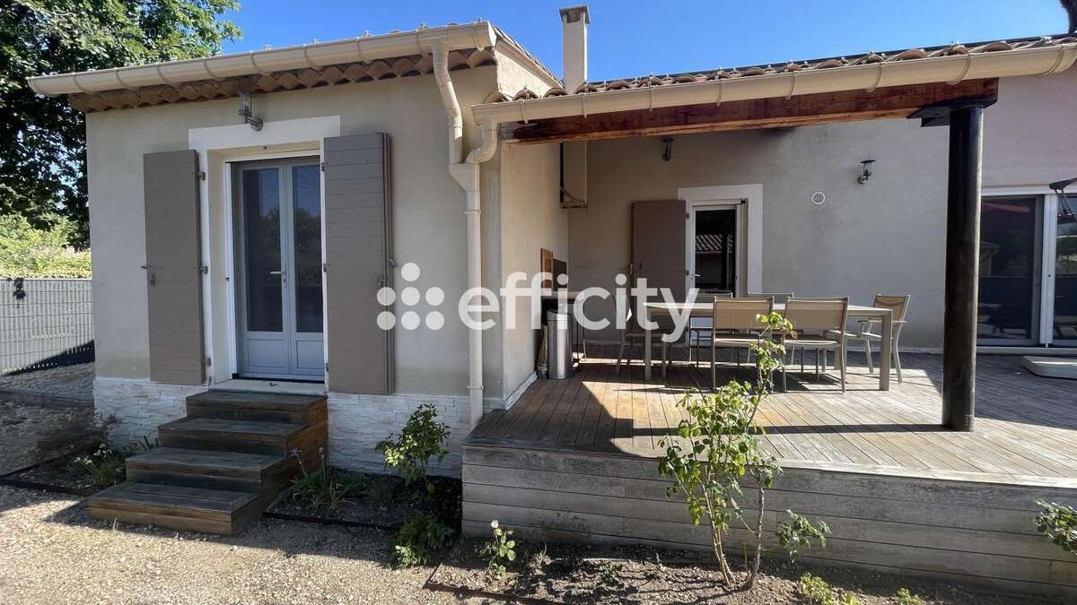 Maison 123 m² à Gargas  - photo 4