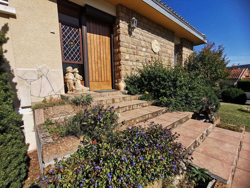 Maison à MILLAU