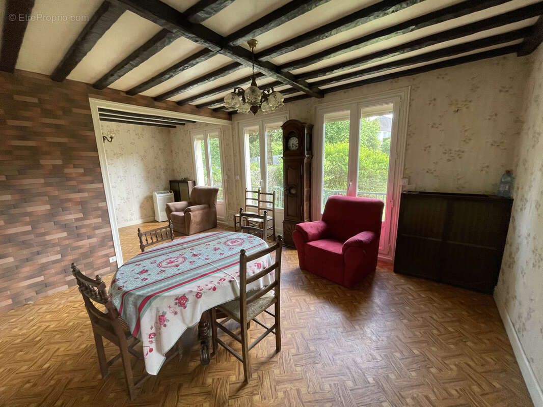 Maison à FRENEUSE