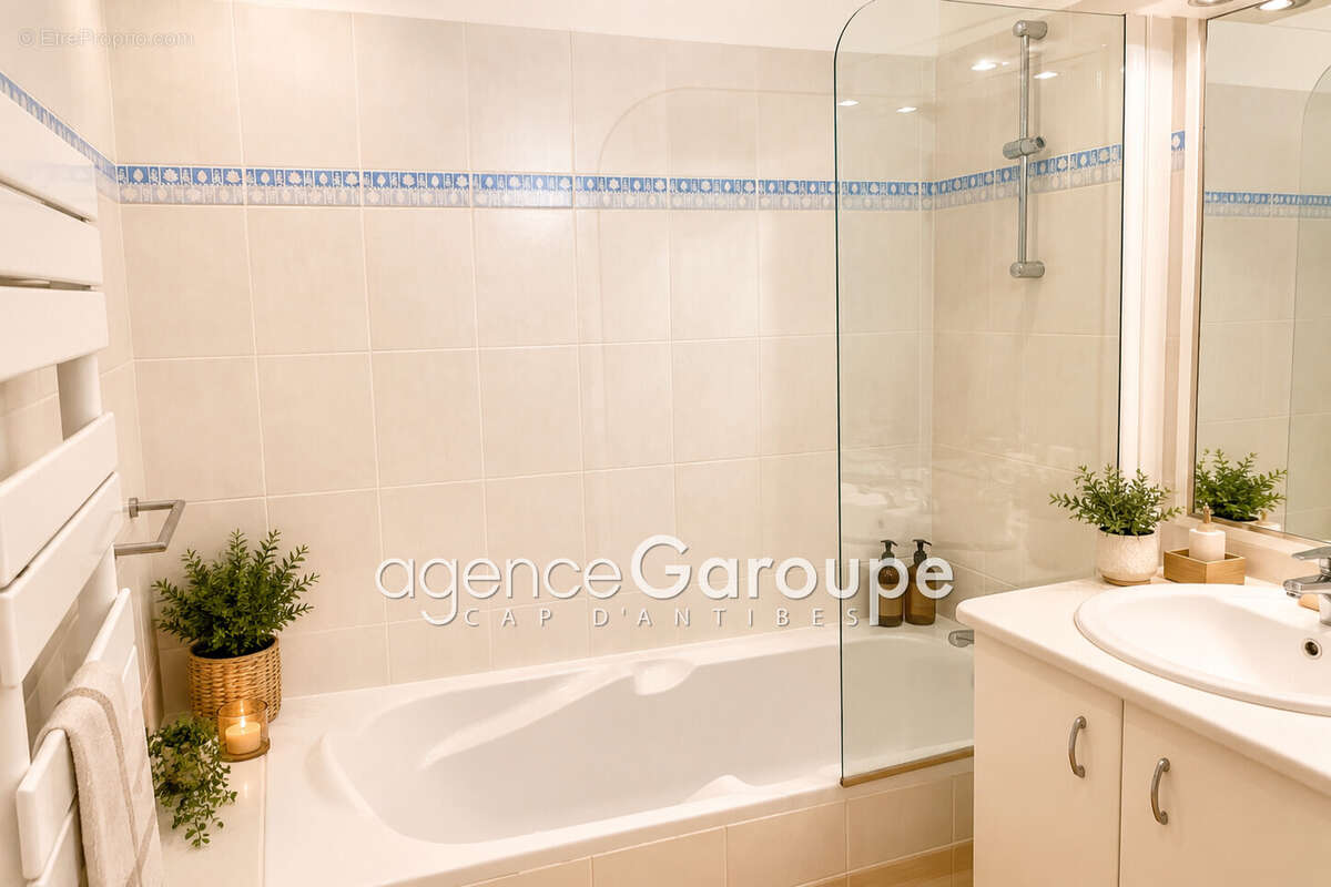 Appartement 68 m² à Antibes  - photo 6