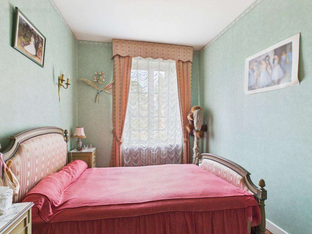Maison à SAINT-GAULTIER