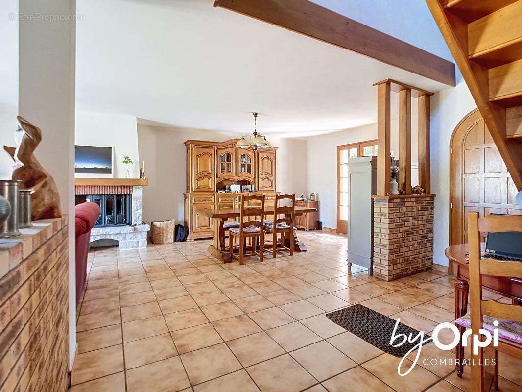 Maison à NERIS-LES-BAINS