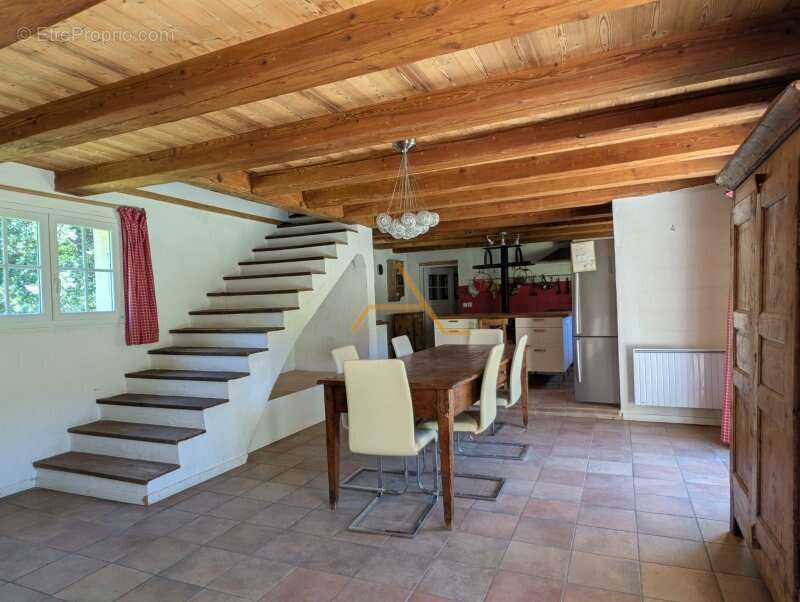 Maison à DIEULEFIT