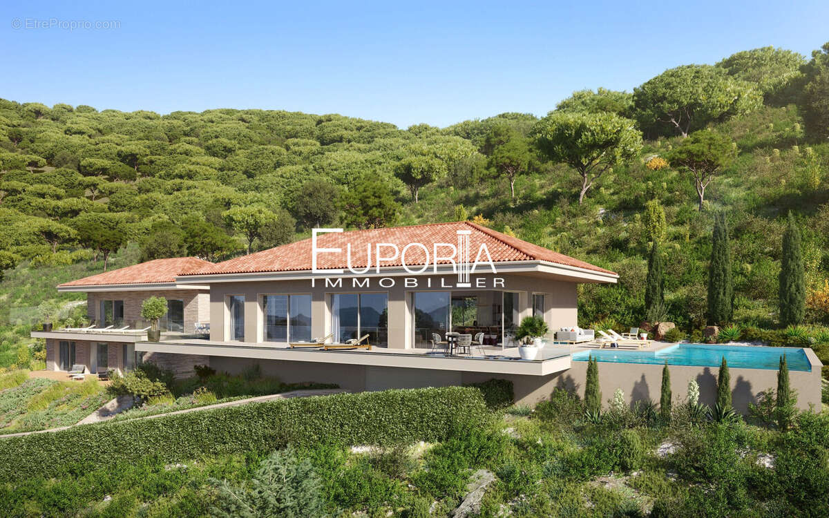 Maison à GRIMAUD