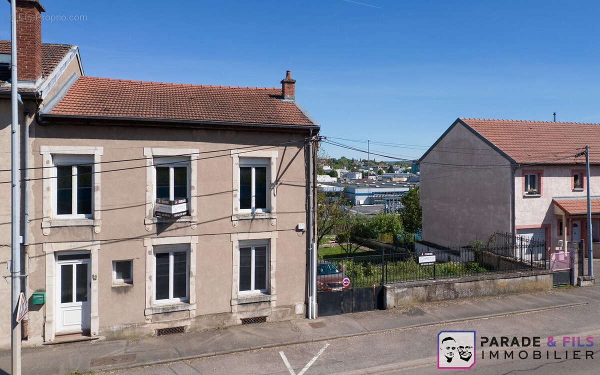 Maison à MAXEVILLE