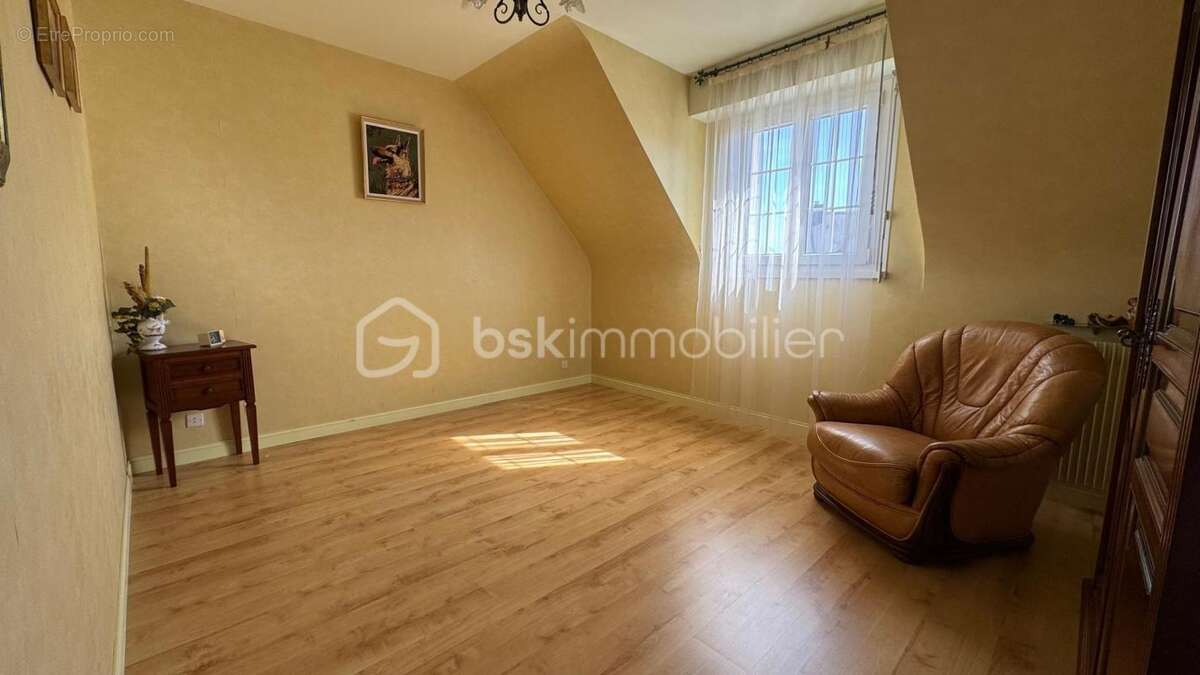 Maison à CHARTRES-DE-BRETAGNE