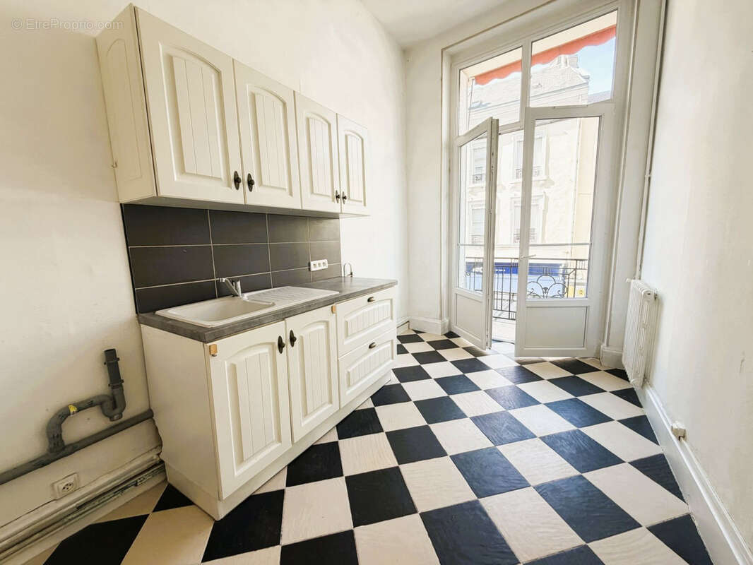 Appartement à VICHY