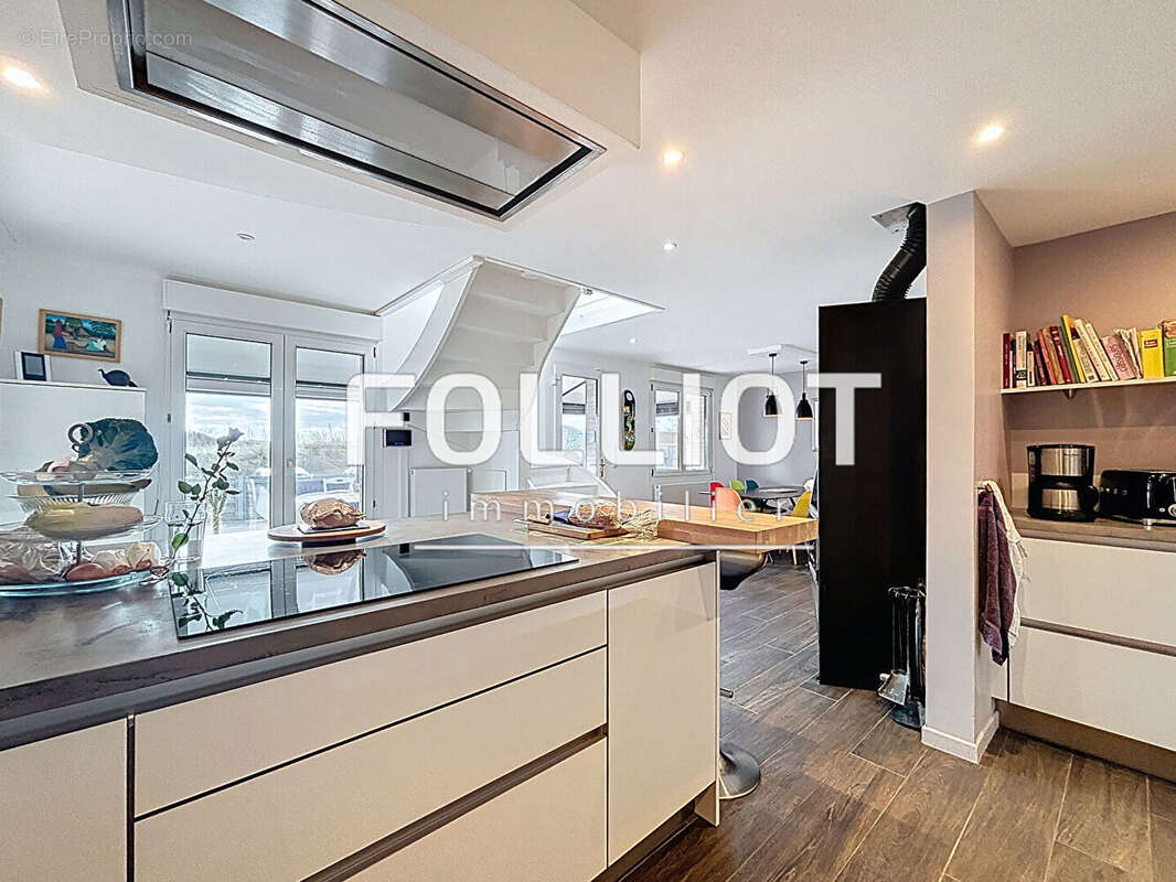 Maison à GOUVILLE-SUR-MER