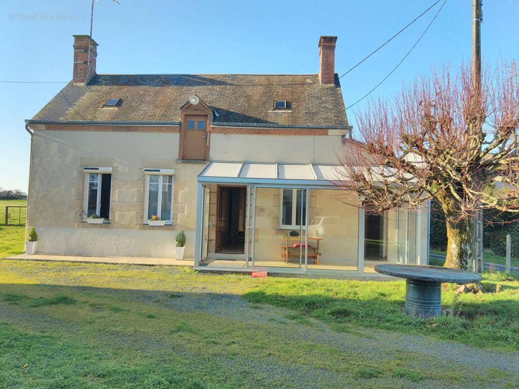 Maison à MONTCHEVRIER