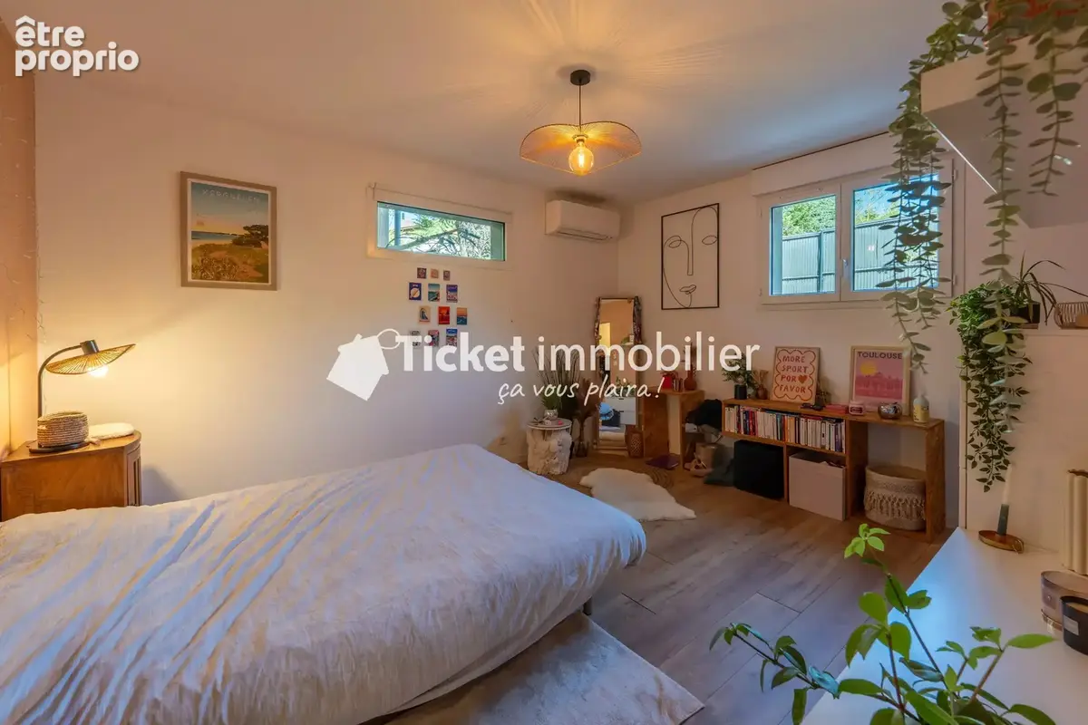 Villa 7 pièces de 304,16m2 avec piscine, carport hors couloir aérien - photo 41
