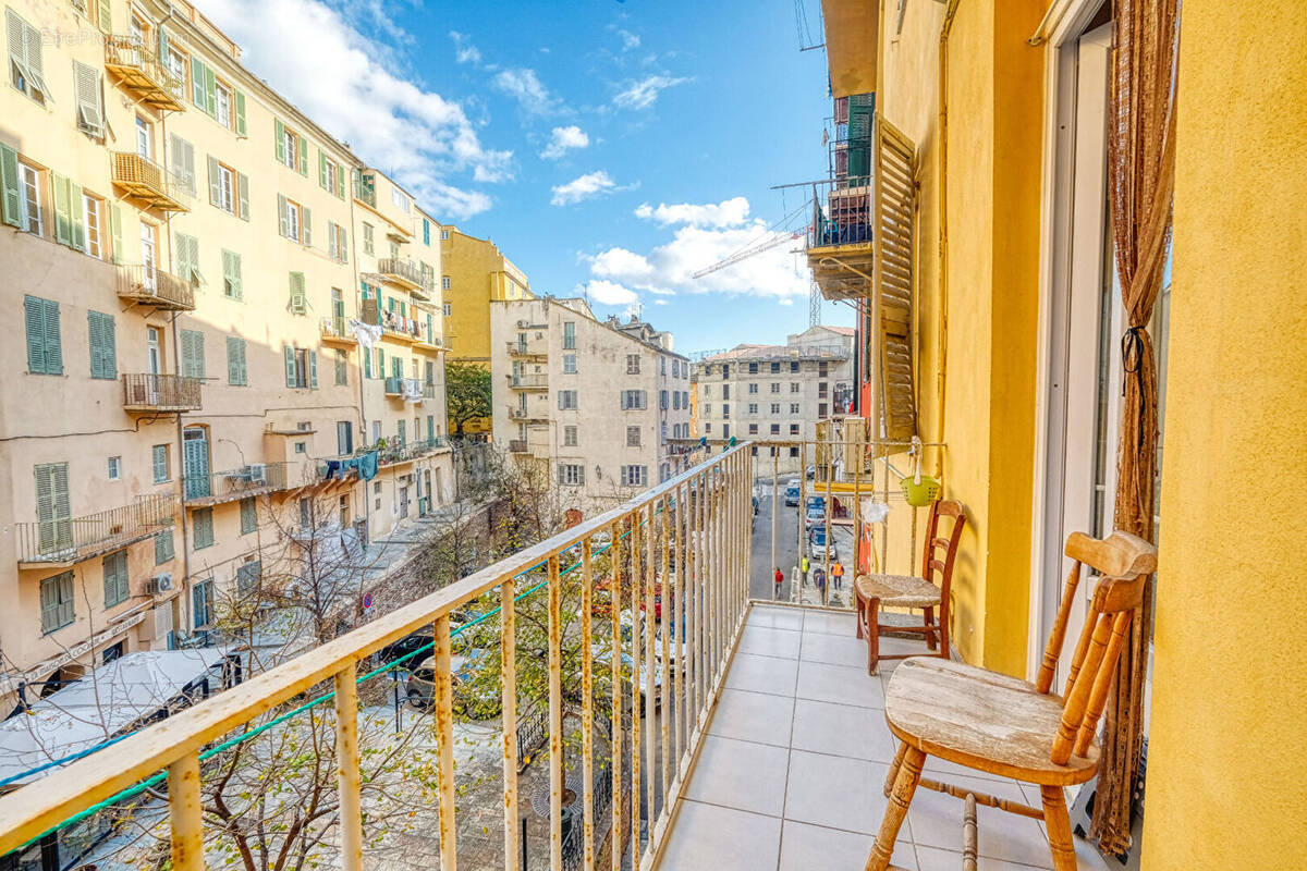 Appartement à BASTIA