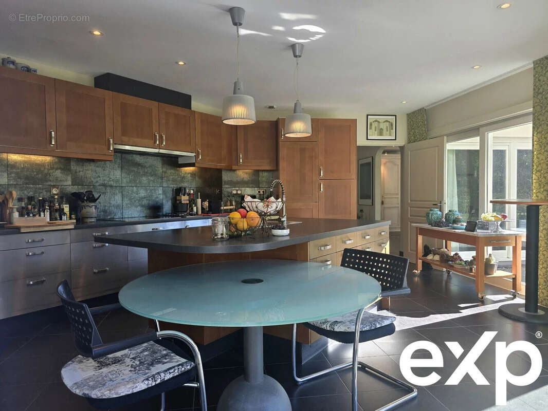 Maison à BOURG-DU-BOST