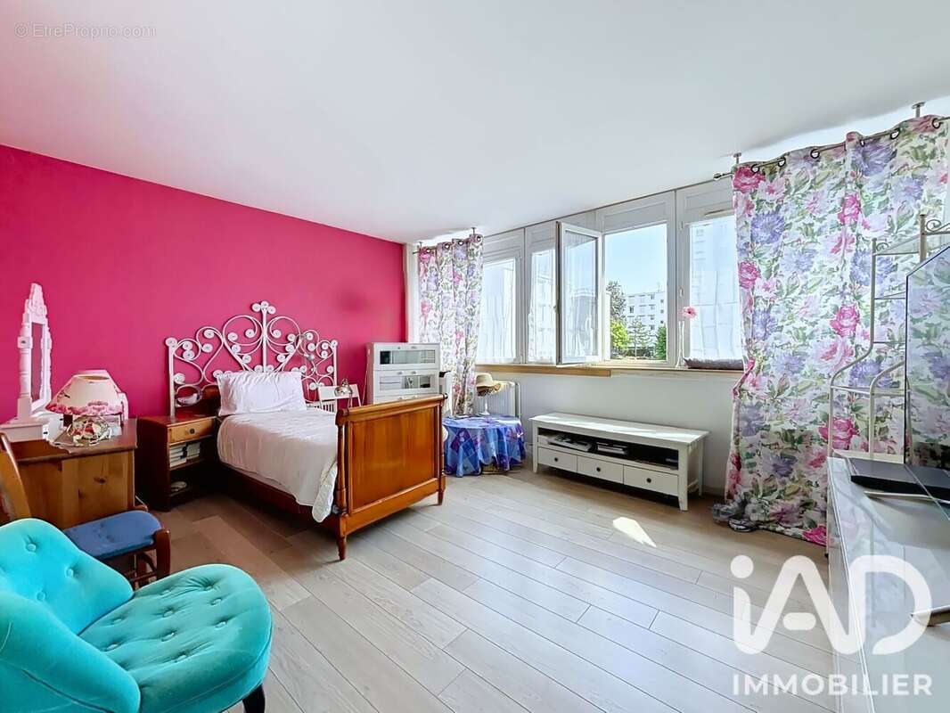 Photo 5 - Appartement à RUEIL-MALMAISON