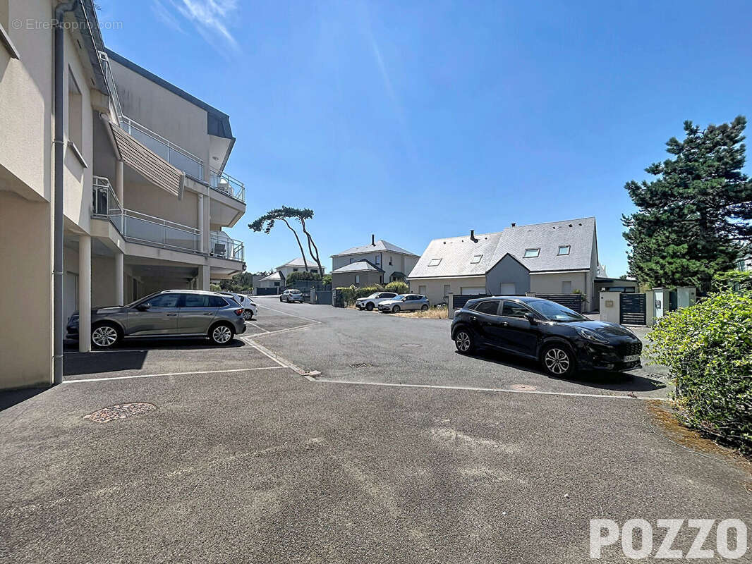 Appartement Jullouville 3 pièce(s) plage à 50 m , terrasse , résidence sécurisée - photo 14