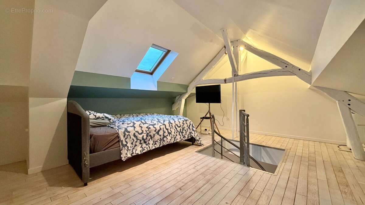 Appartement à CORBEIL-ESSONNES