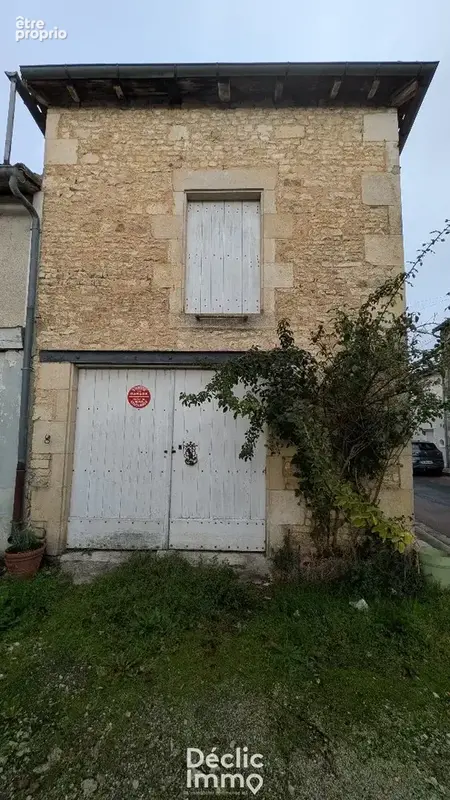 Maison familiale avec garage, dépendances et grenier aménageable à Champagne-Mouton - photo 12