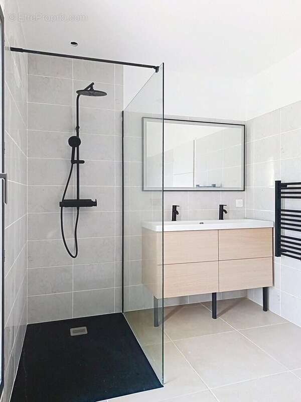 Photo 3 - Maison à MONTBETON