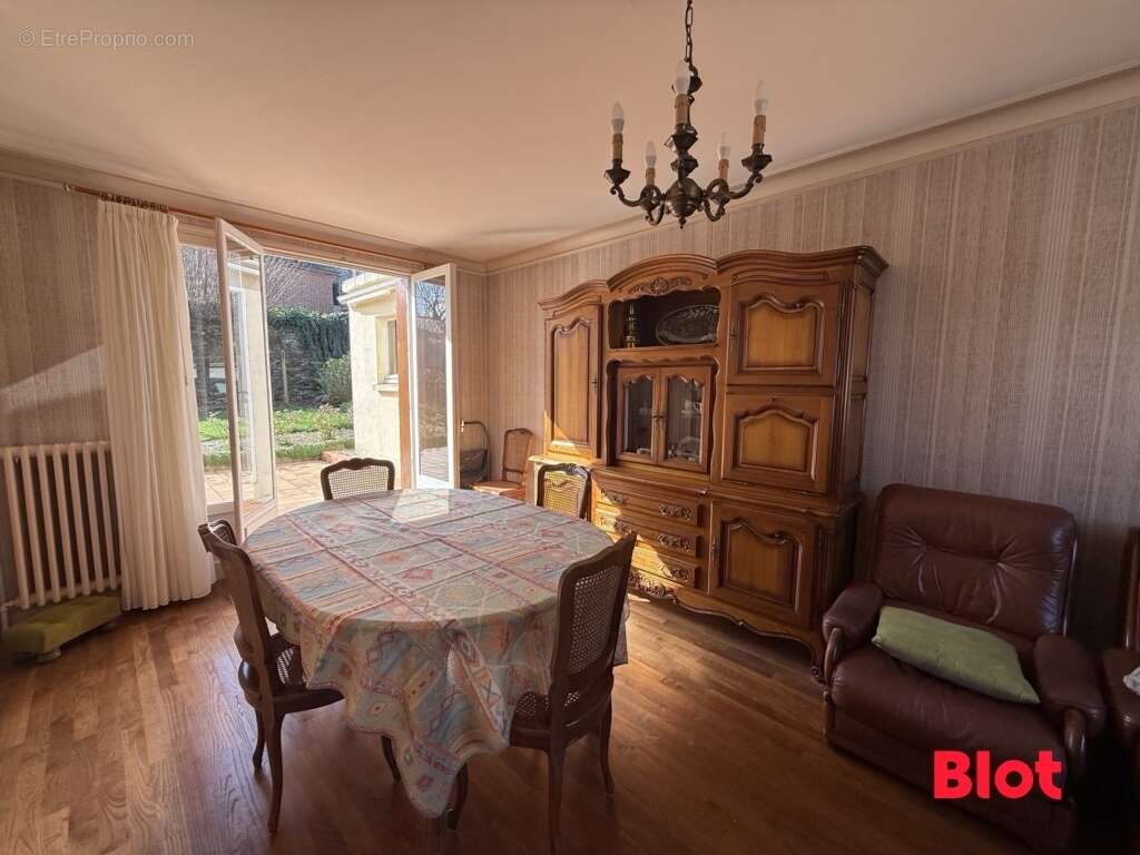 Maison à CHATEAUGIRON