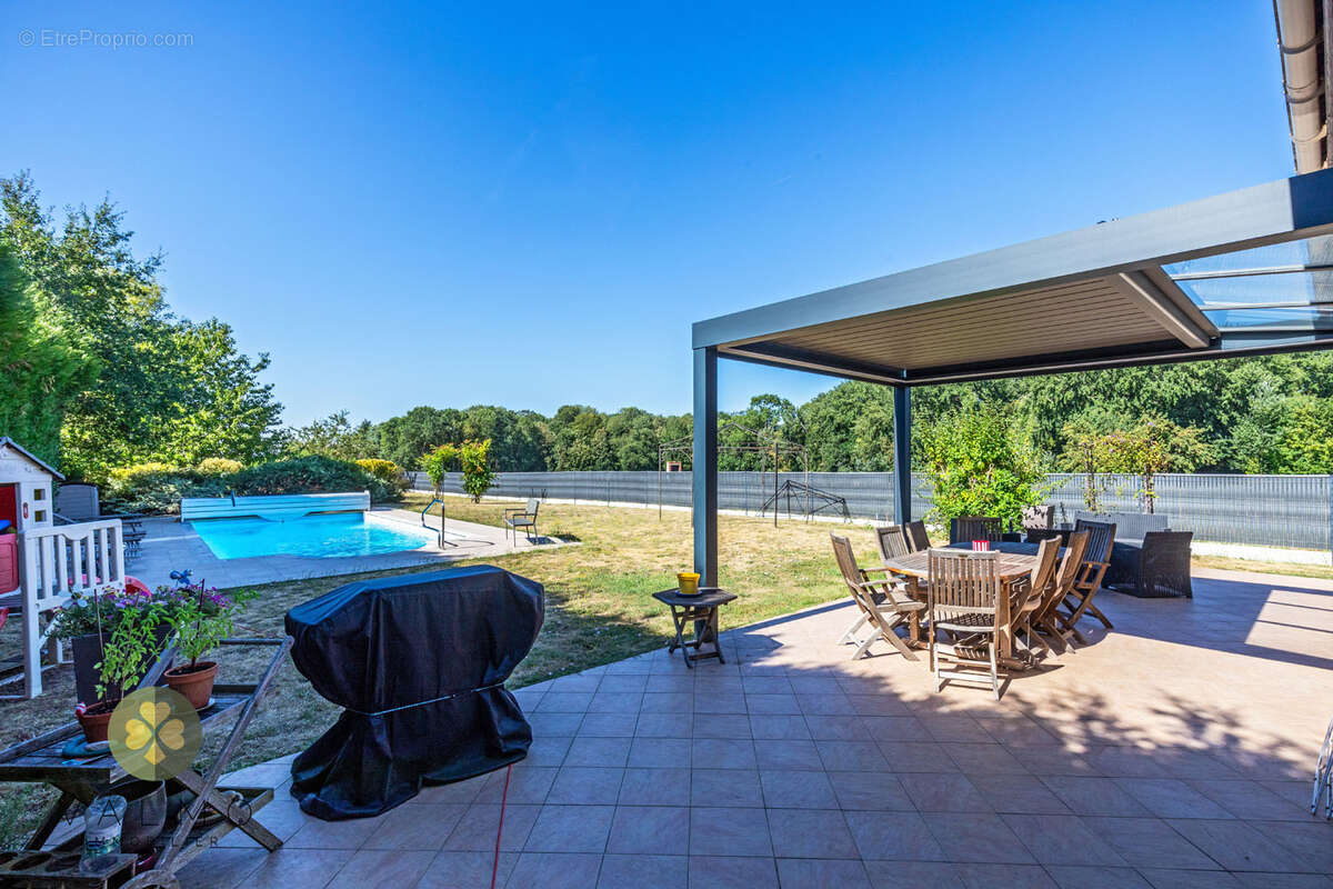 Maison individuelle 156 m2  avec piscine + sous-sol total - photo 4