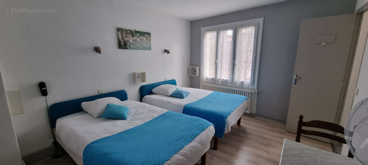 Commerce à CHAUVIGNY