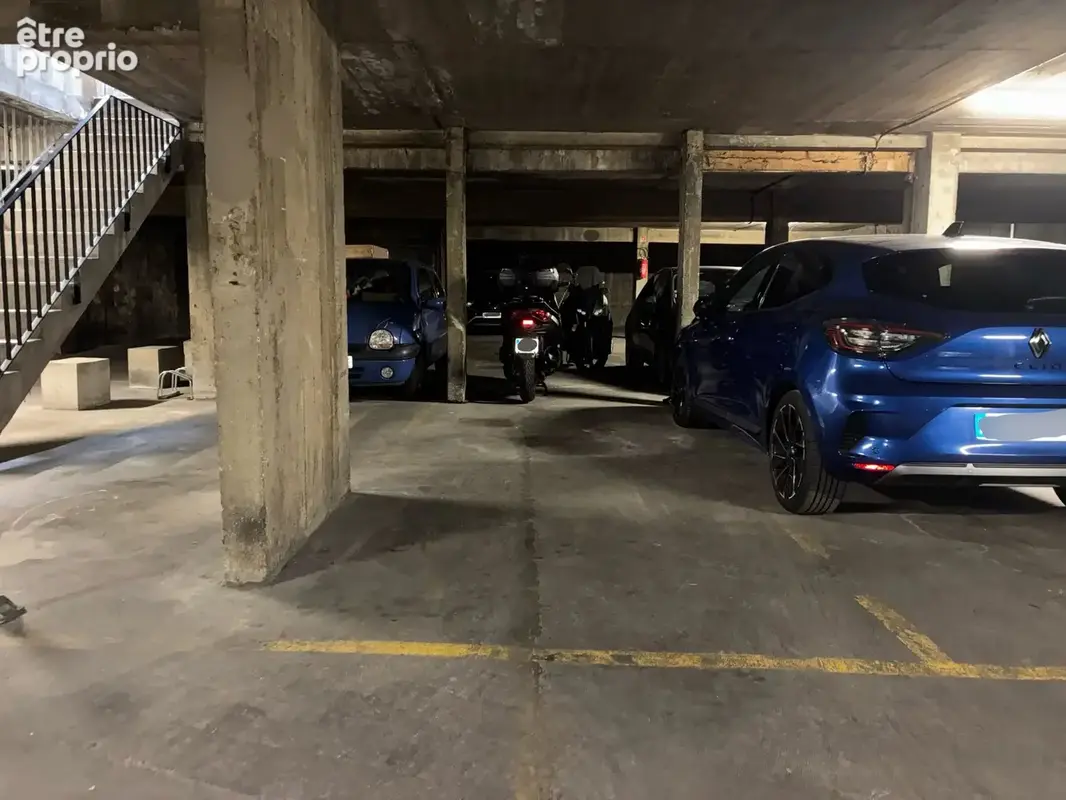 Parking à vendre à Paris-11e (75011) - photo 1