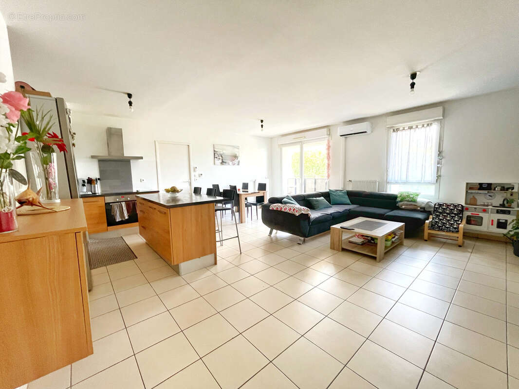 Appartement à SAINT-FONS