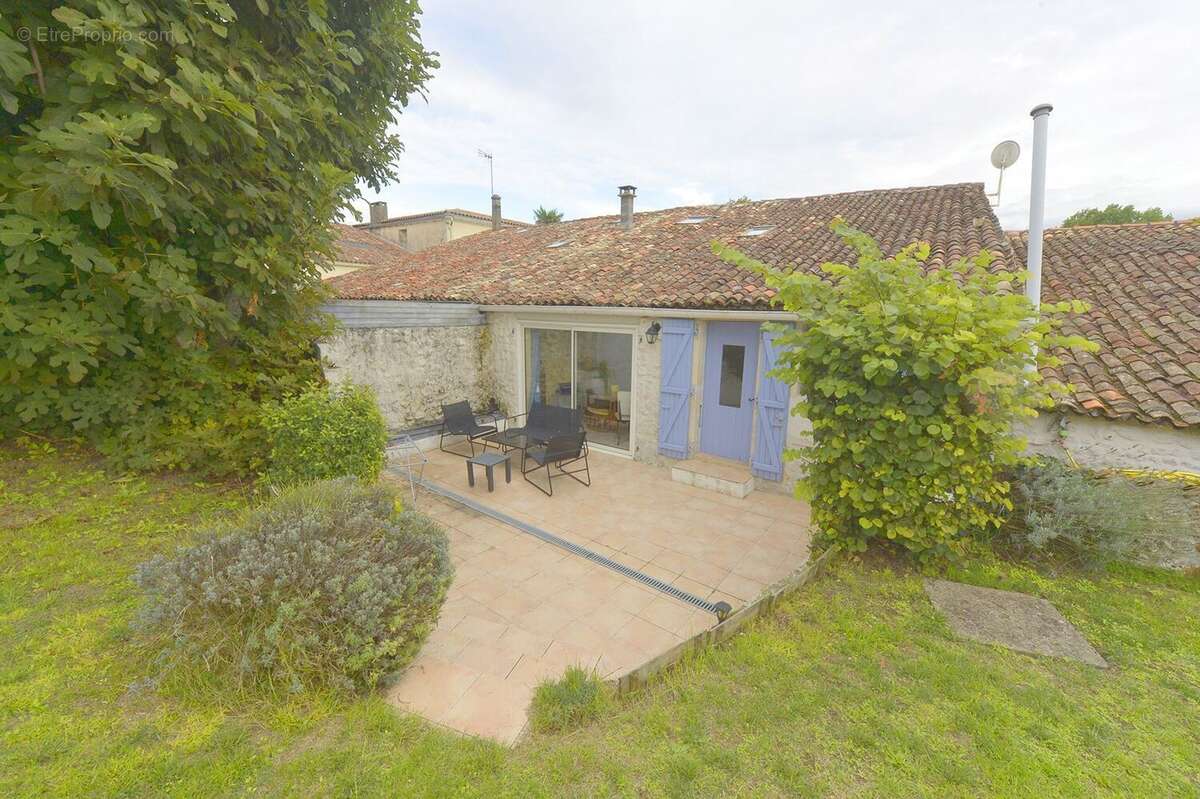 Maison à SEMUSSAC