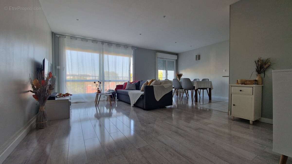 Appartement à DOURDAN