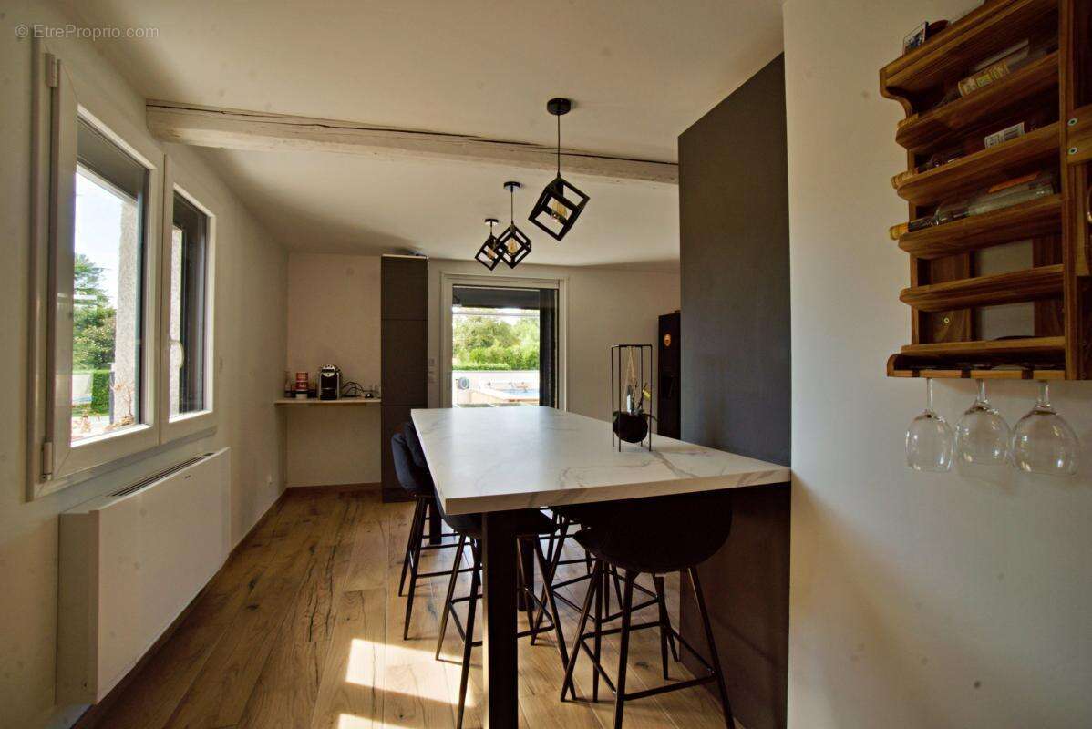 Maison à MESSIMY-SUR-SAONE