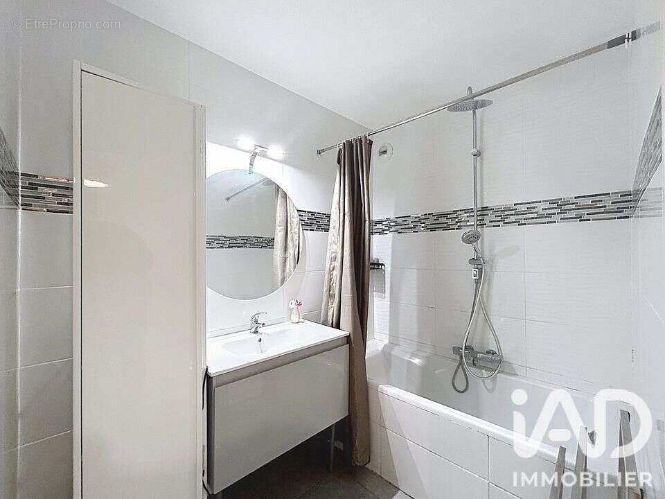 Appartement 72 m² à Antibes  - photo 7